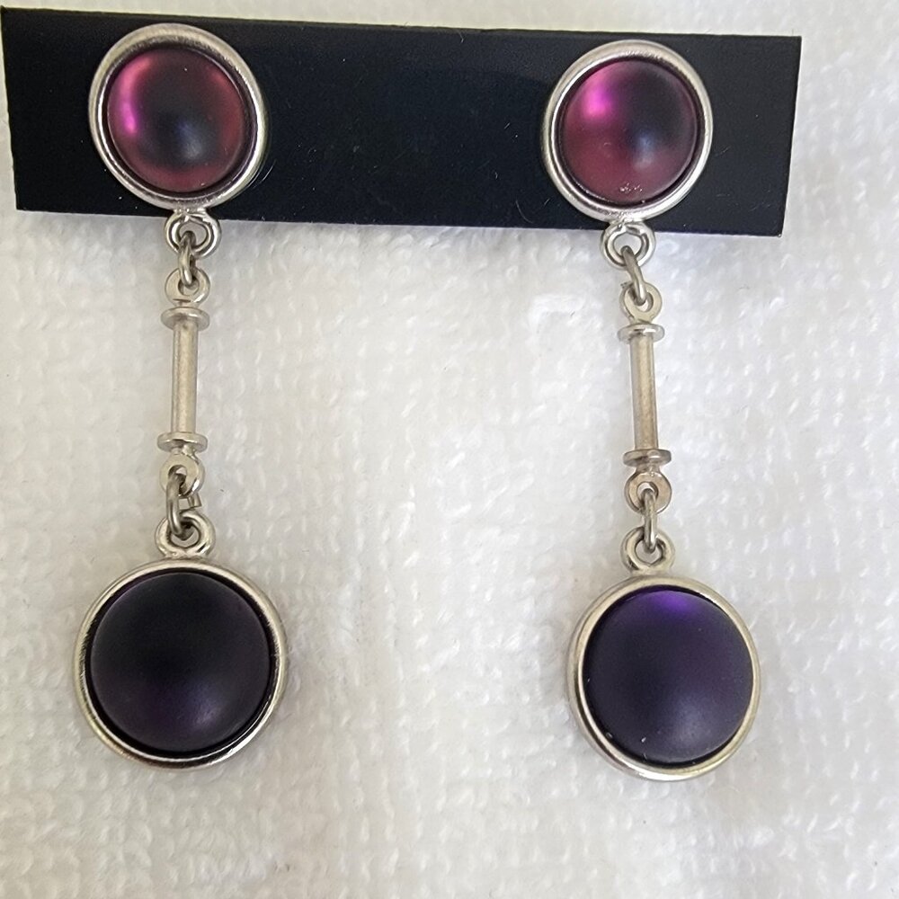 GLOWING GLASS CABOCHON SILVER TONE DROP POST EARRINGS PURPLE NEW